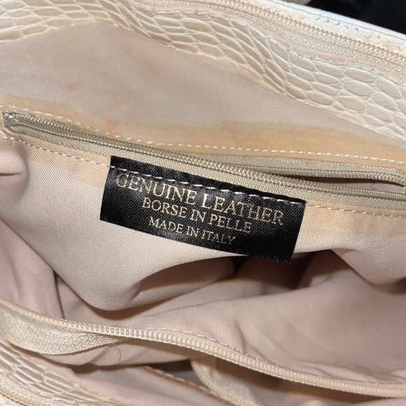 Handbag - Picture 6 of 7